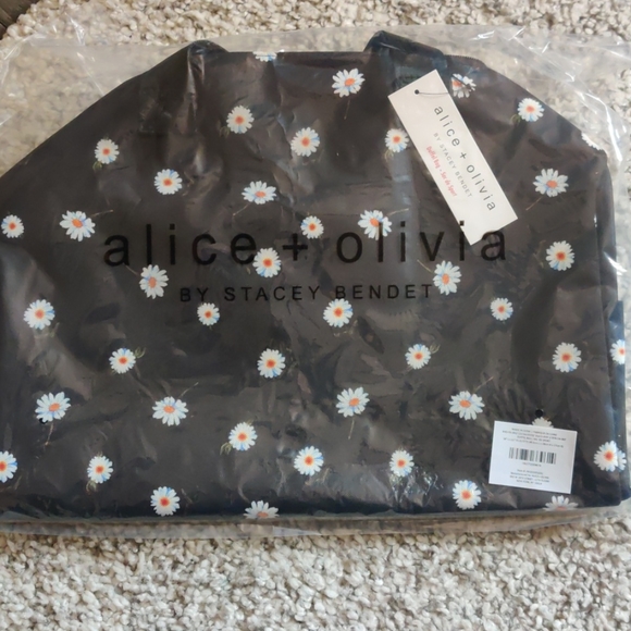 Alice Olivia Daisy duffle bag - Picture 3 of 4